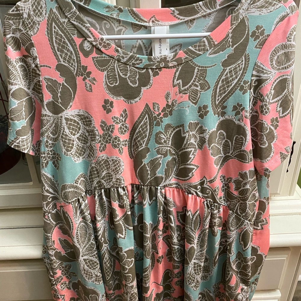 💎  5/$20!  Paisley babydoll top - runs large